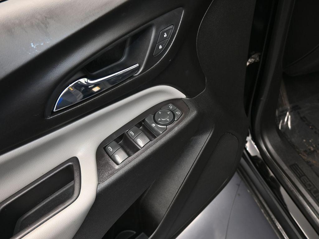 used 2020 Chevrolet Equinox car, priced at $11,350
