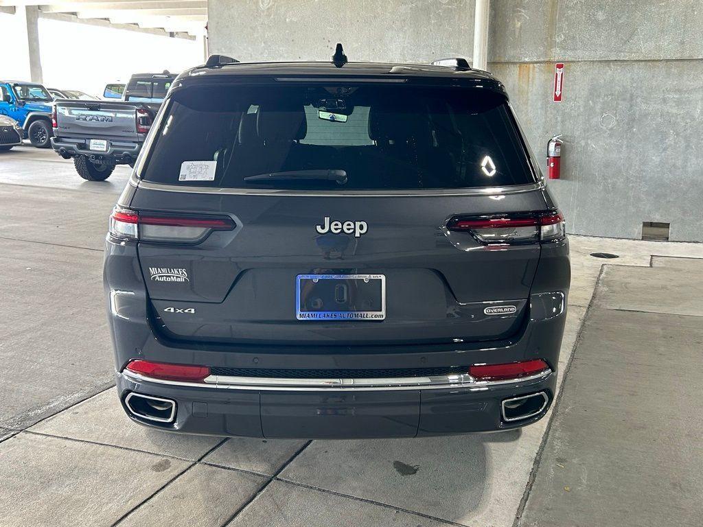 new 2024 Jeep Grand Cherokee L car, priced at $70,577