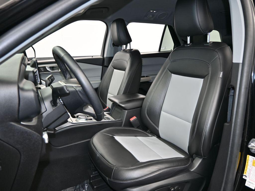used 2022 Ford Explorer car, priced at $26,634