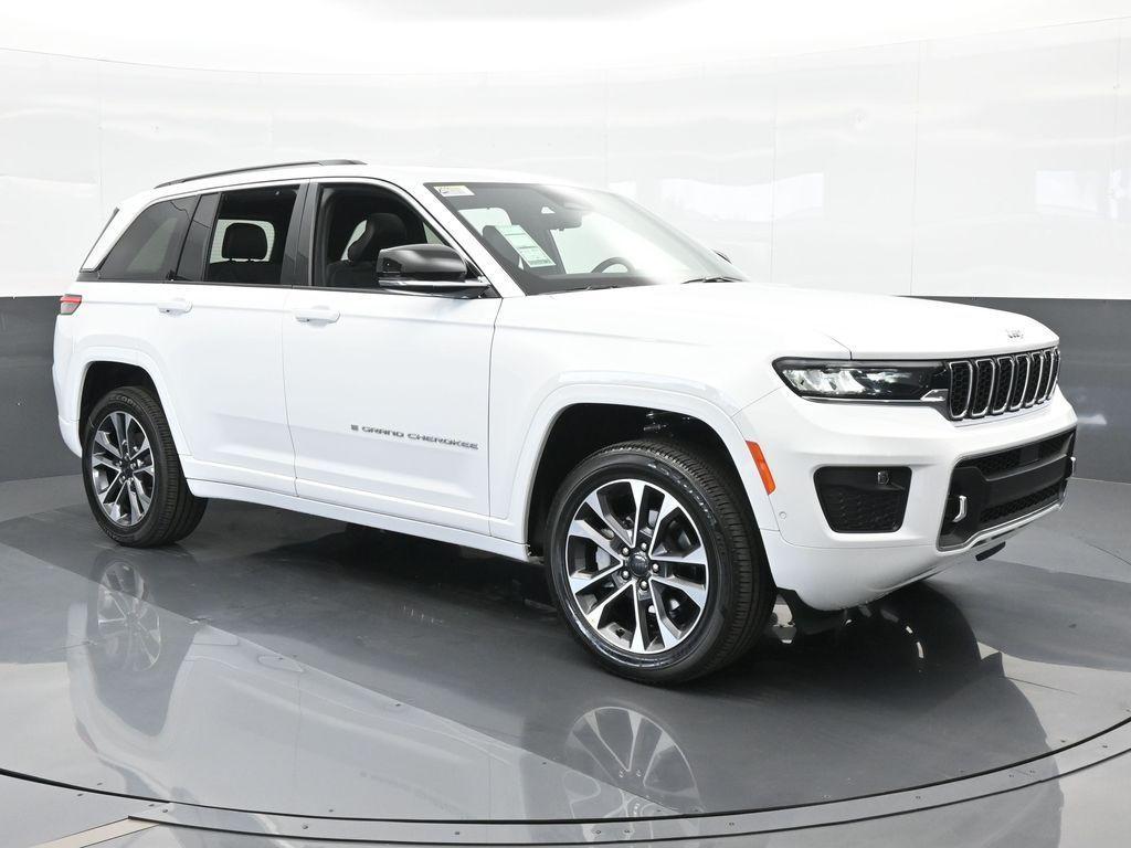 used 2024 Jeep Grand Cherokee car, priced at $45,888