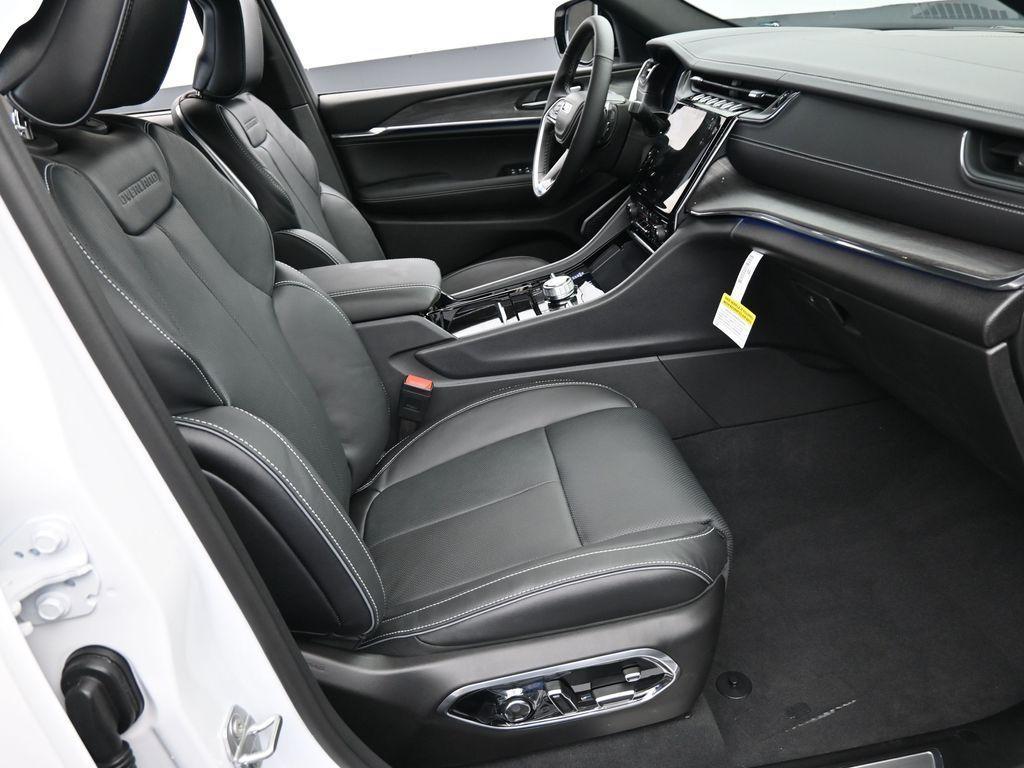 used 2024 Jeep Grand Cherokee car, priced at $45,888