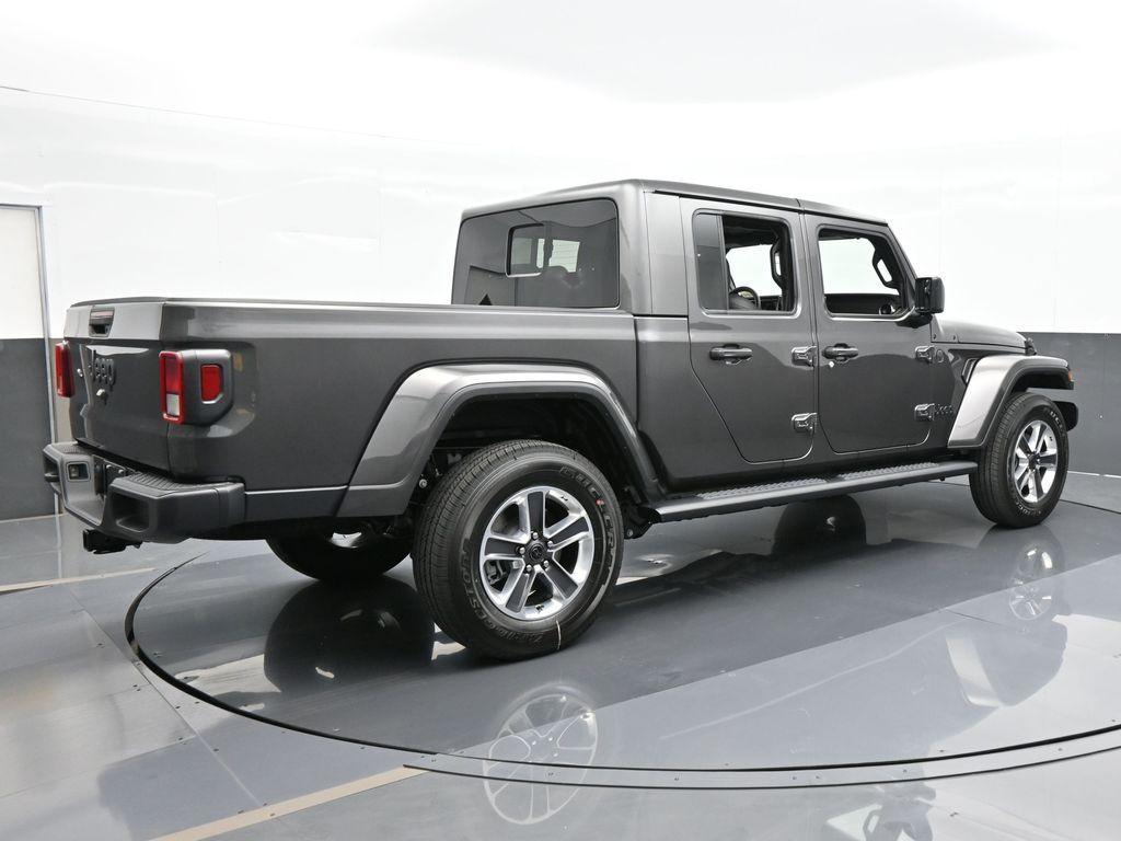 new 2024 Jeep Gladiator car, priced at $44,466