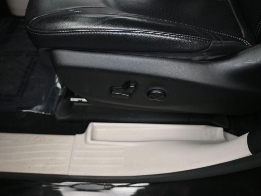 used 2022 Chrysler Pacifica car, priced at $18,991