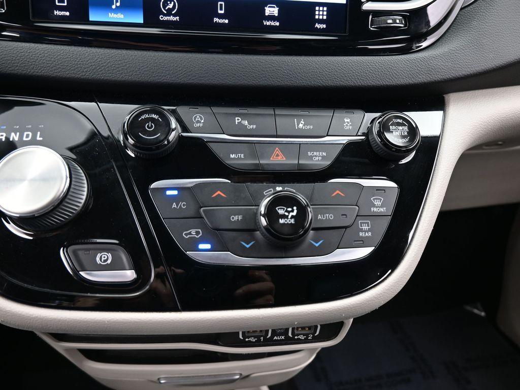 used 2022 Chrysler Pacifica car, priced at $17,995