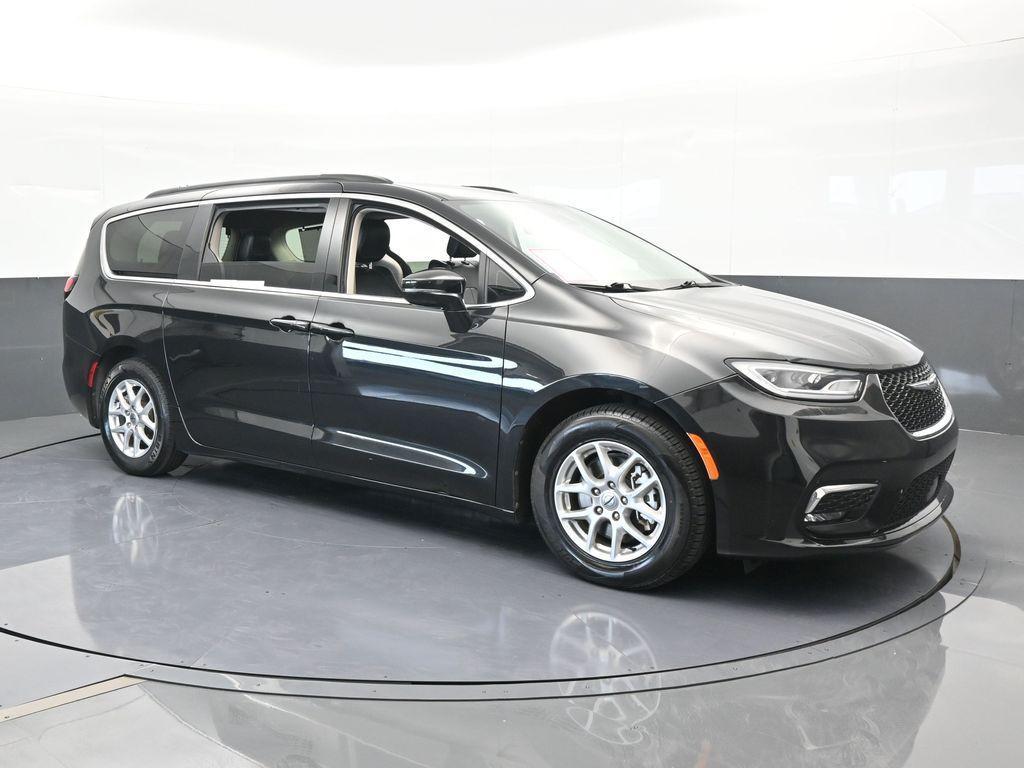 used 2022 Chrysler Pacifica car, priced at $18,991