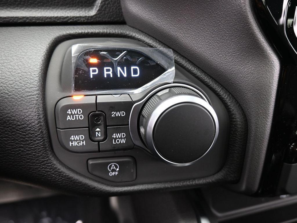 new 2025 Ram 1500 car