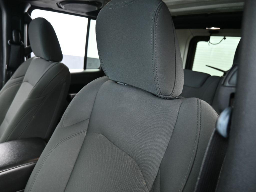 used 2021 Jeep Wrangler Unlimited car, priced at $25,987