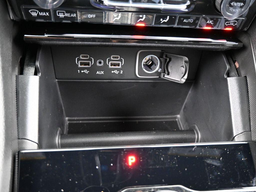 new 2025 Jeep Grand Cherokee car