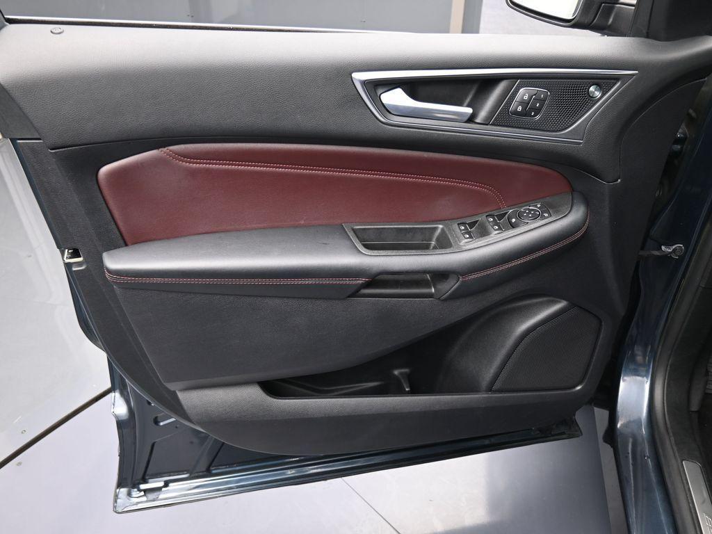 used 2022 Ford Edge car, priced at $24,962