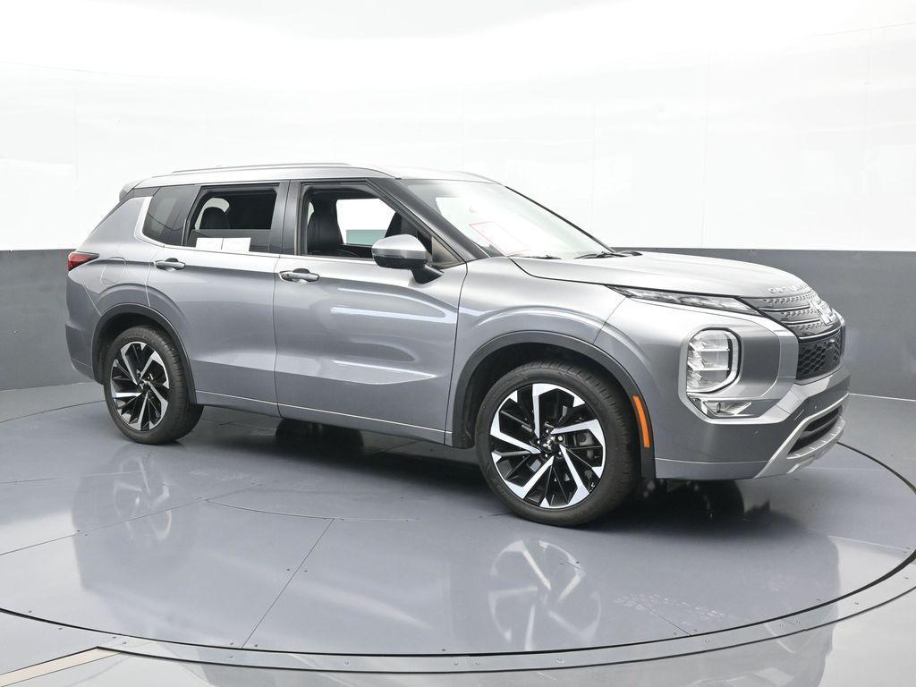 used 2022 Mitsubishi Outlander car, priced at $19,997