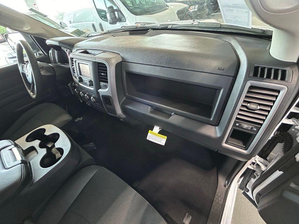 new 2024 Ram 1500 Classic car, priced at $39,115