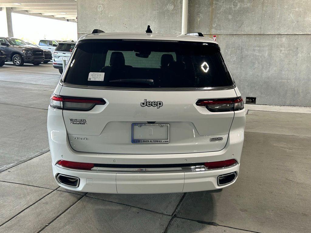 new 2024 Jeep Grand Cherokee L car, priced at $51,174