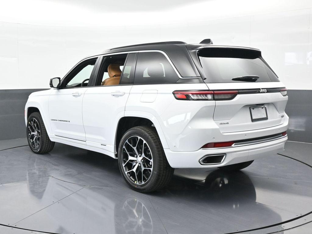 new 2025 Jeep Grand Cherokee car, priced at $60,874