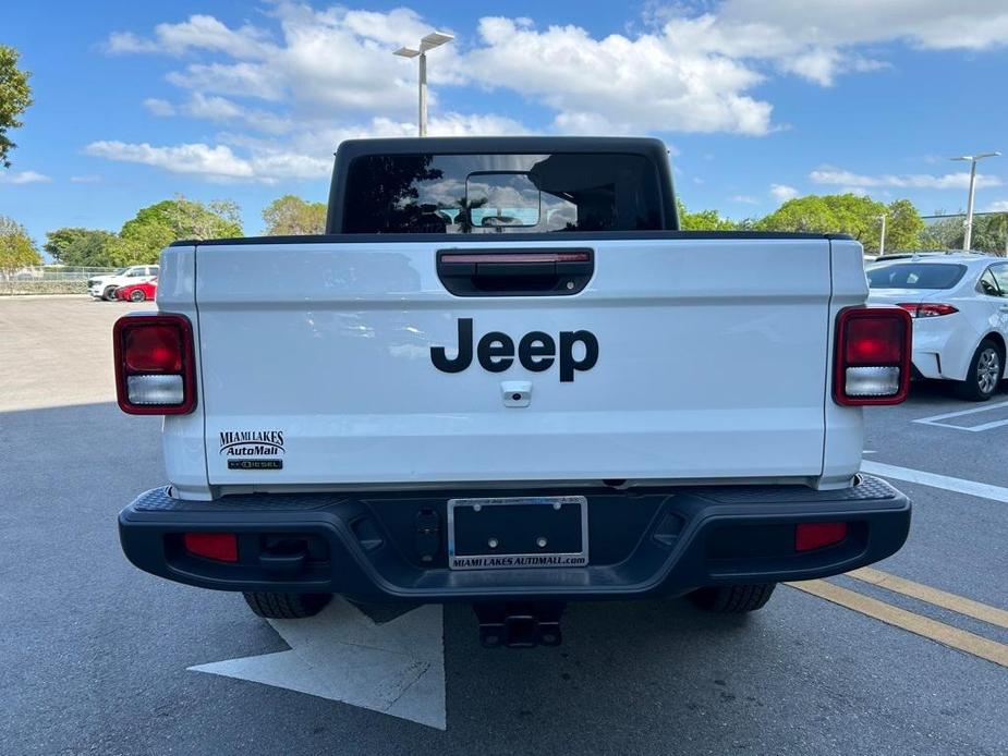 used 2023 Jeep Gladiator car, priced at $38,498