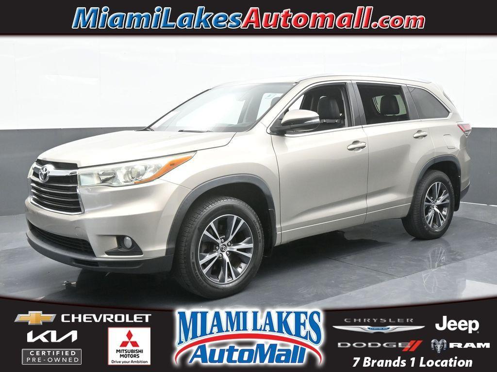 used 2016 Toyota Highlander car, priced at $21,350