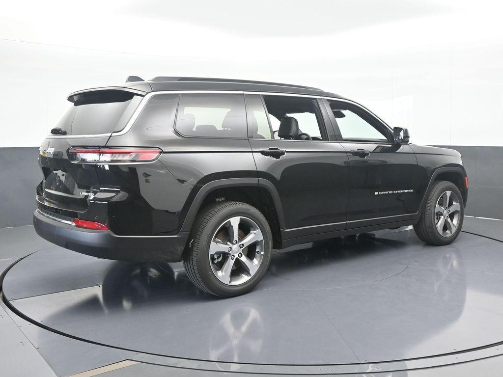 new 2025 Jeep Grand Cherokee L car