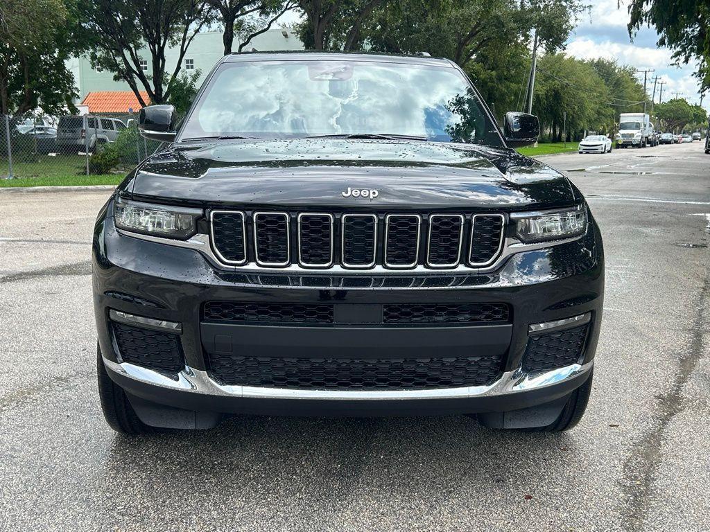 new 2025 Jeep Grand Cherokee L car