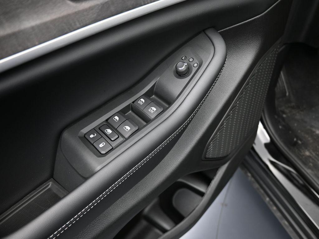 new 2025 Jeep Grand Cherokee L car