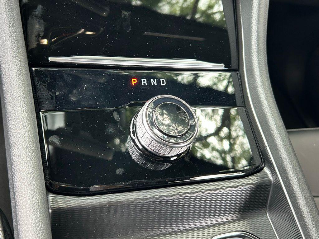 new 2025 Jeep Grand Cherokee L car