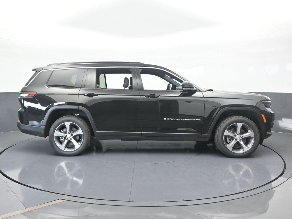 new 2025 Jeep Grand Cherokee L car