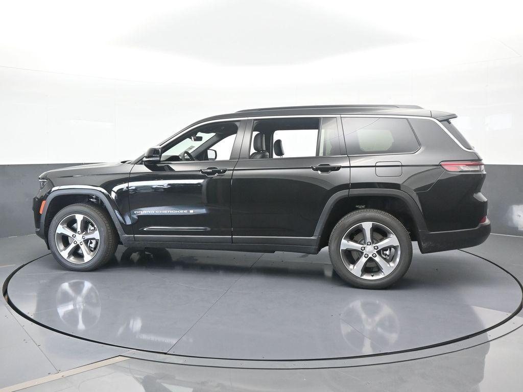 new 2025 Jeep Grand Cherokee L car