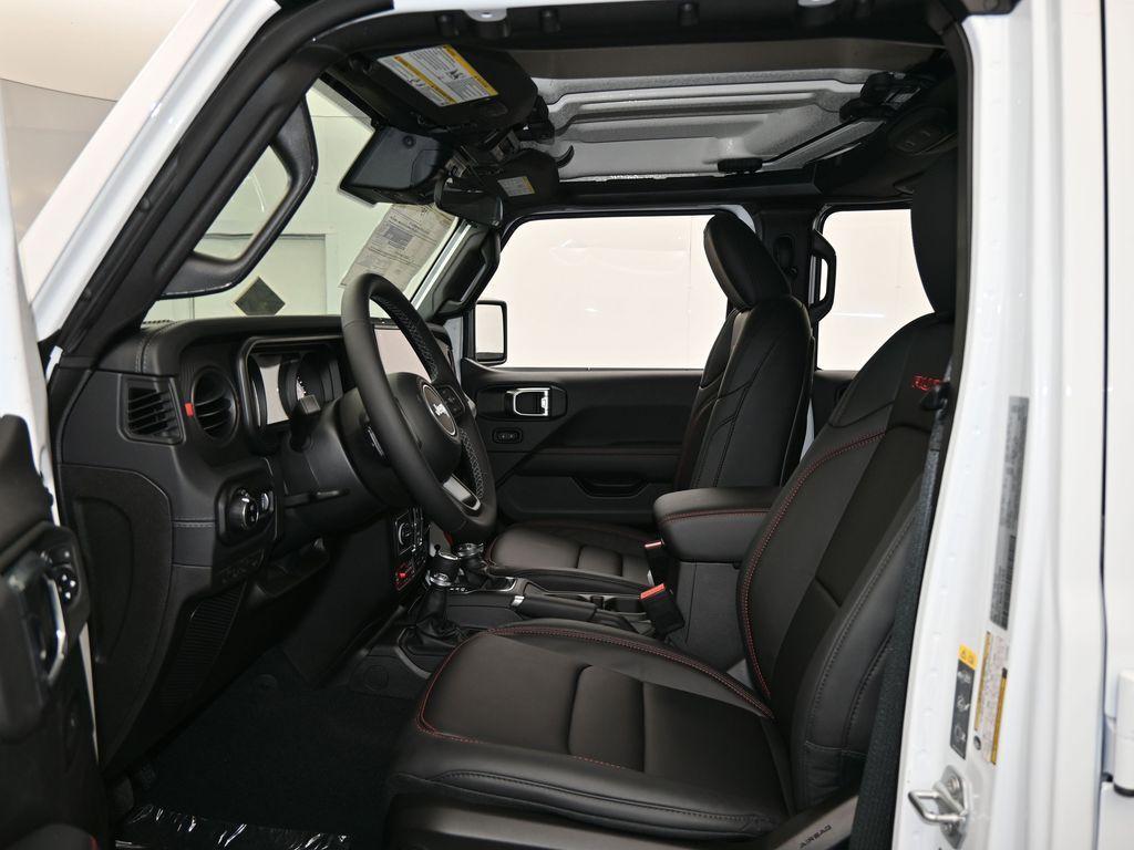 new 2025 Jeep Gladiator car