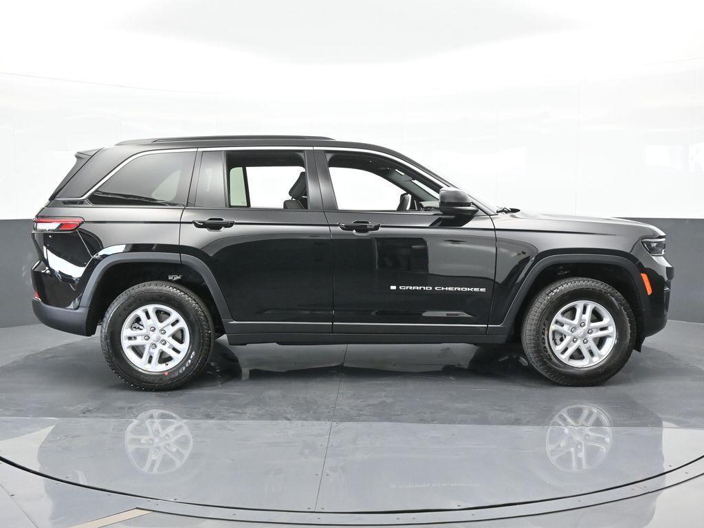 new 2025 Jeep Grand Cherokee car, priced at $37,769