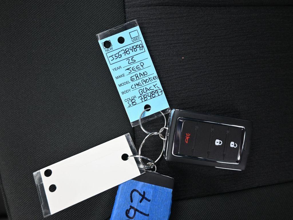 new 2025 Jeep Grand Cherokee car