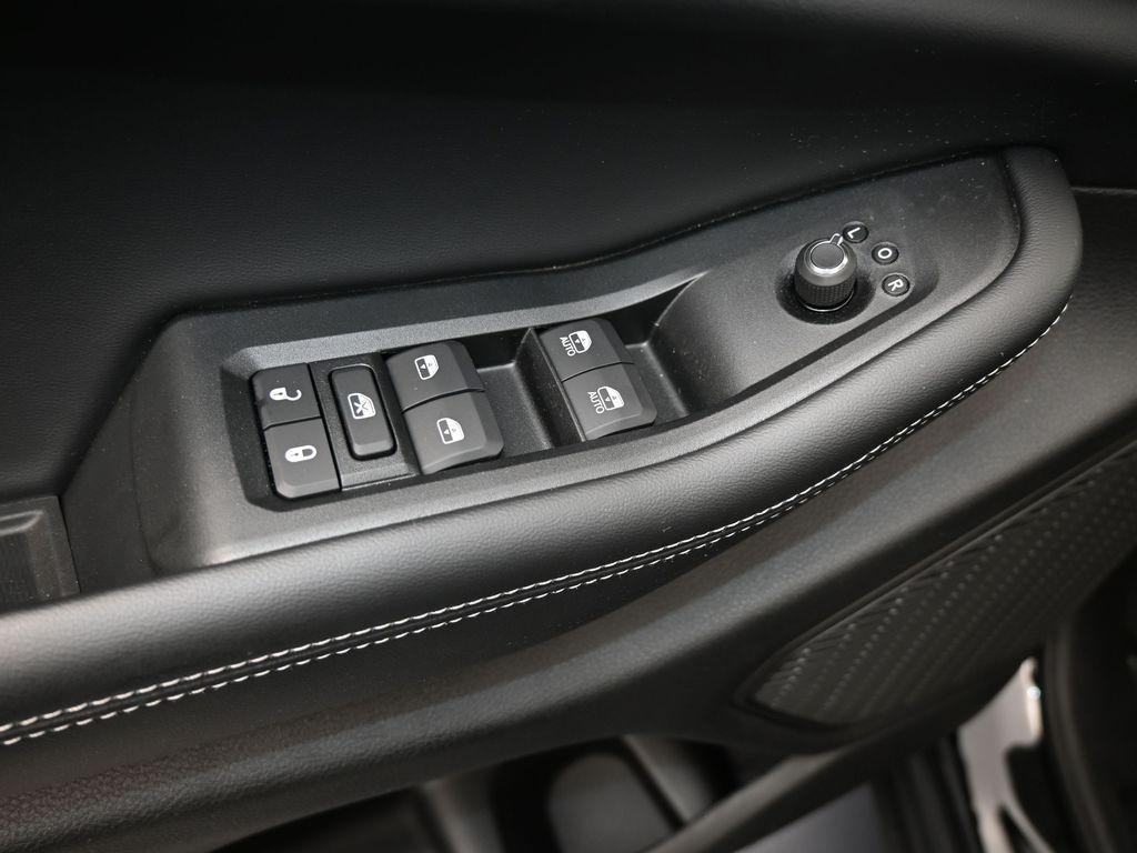 new 2025 Jeep Grand Cherokee car