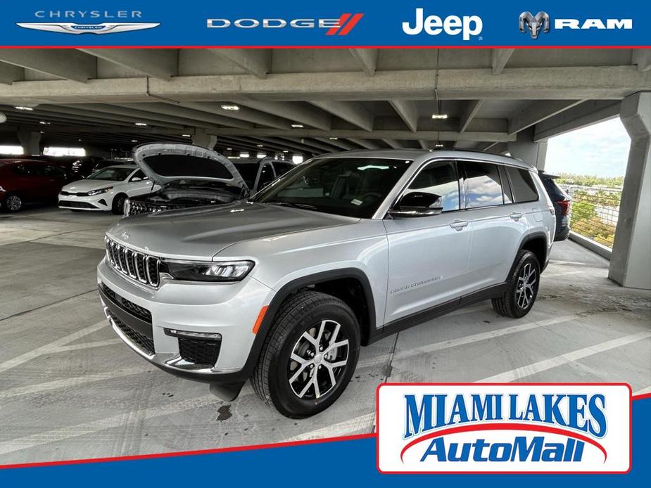 new 2024 Jeep Grand Cherokee L car, priced at $37,422