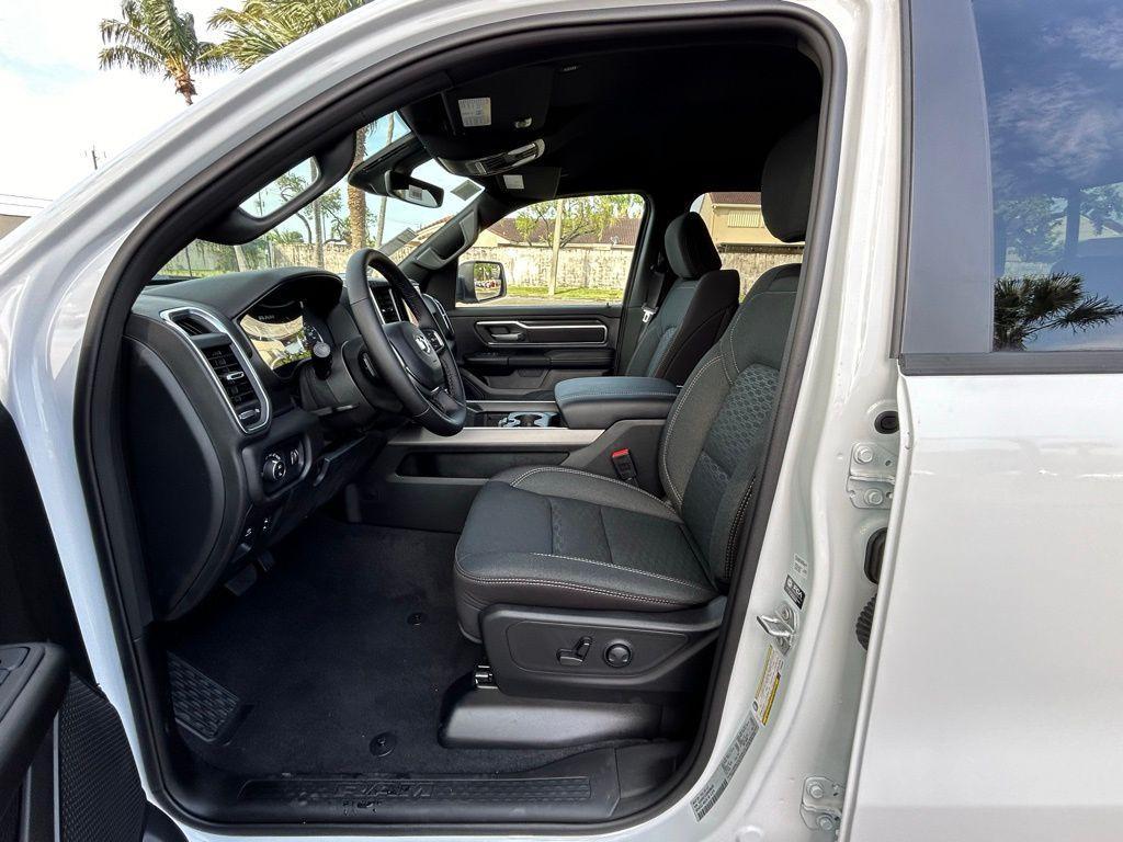 new 2025 Ram 1500 car, priced at $40,074