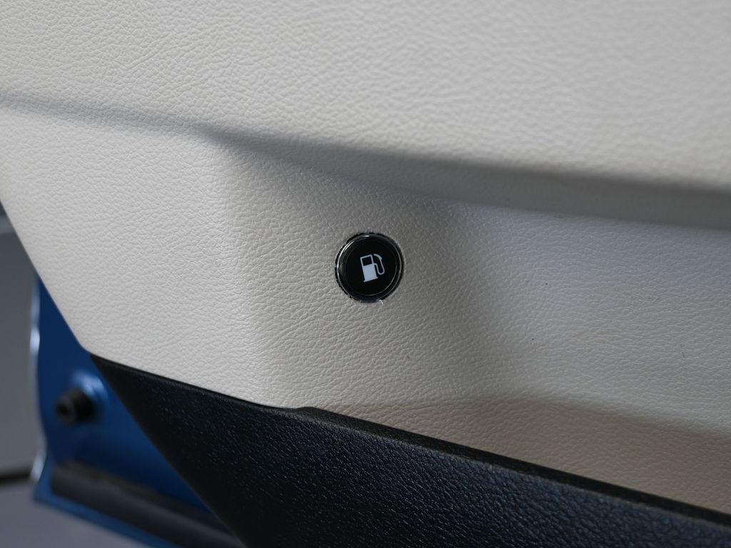 used 2022 Chrysler 300 car, priced at $24,996