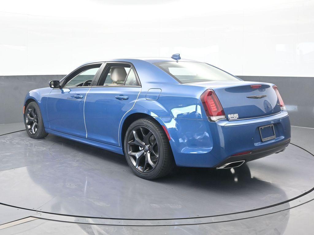 used 2022 Chrysler 300 car, priced at $24,996