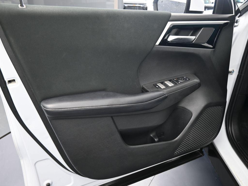 used 2022 Mitsubishi Outlander car, priced at $13,997