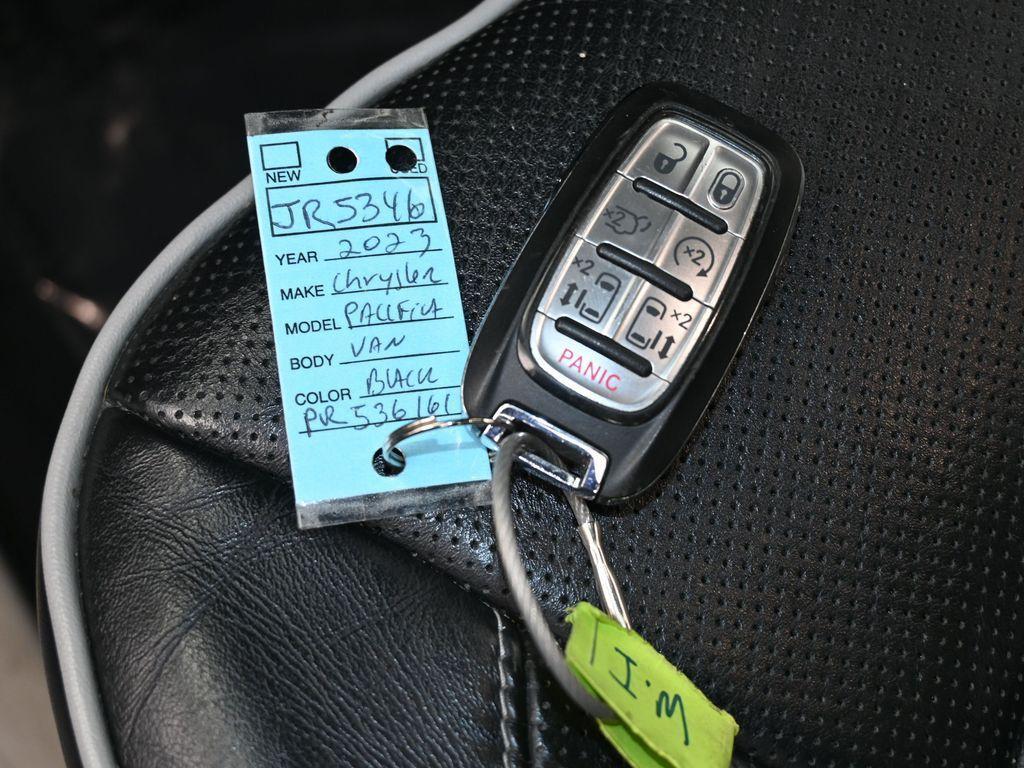 used 2023 Chrysler Pacifica car, priced at $23,995