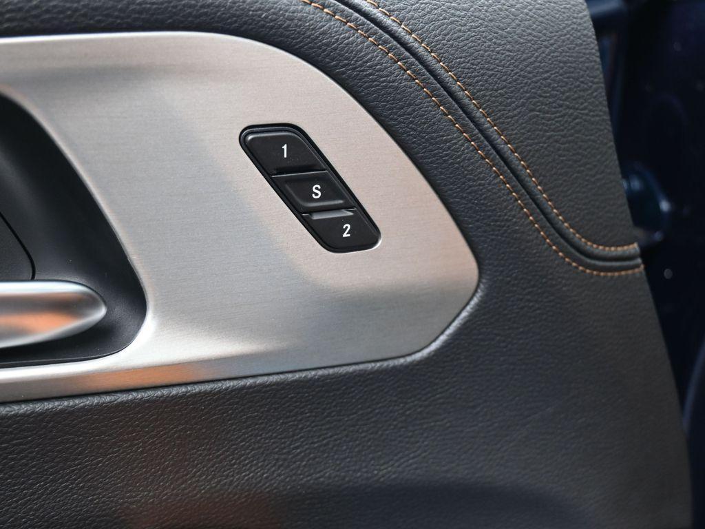 new 2025 Chrysler Pacifica car
