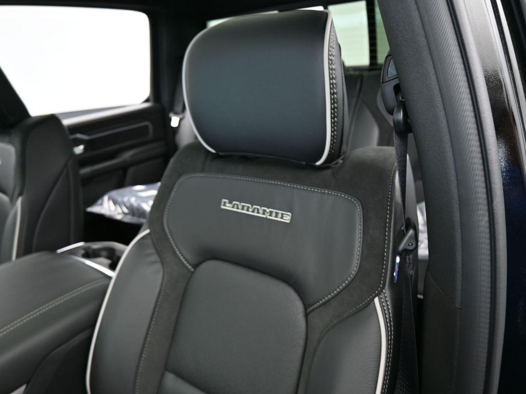 new 2025 Ram 1500 car