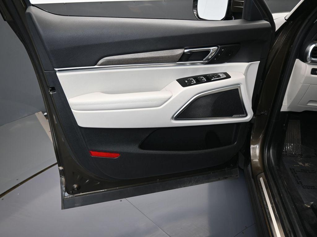 used 2022 Kia Telluride car, priced at $31,989