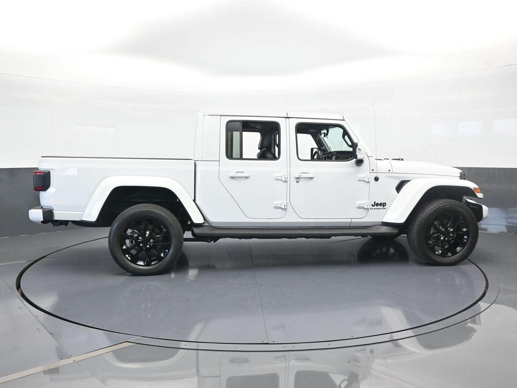 used 2022 Jeep Gladiator car, priced at $33,950