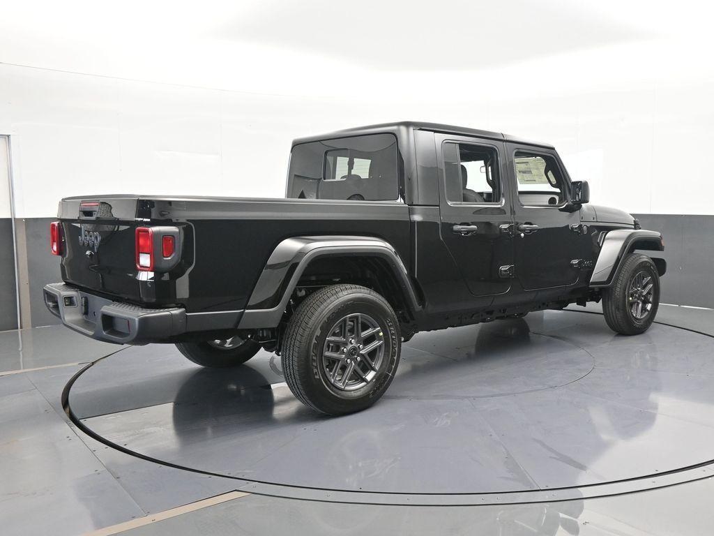 new 2025 Jeep Gladiator car