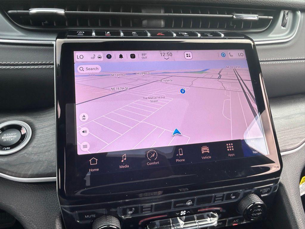 new 2025 Jeep Grand Cherokee car