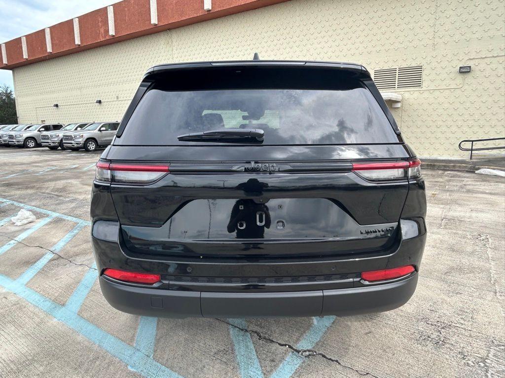 new 2025 Jeep Grand Cherokee car
