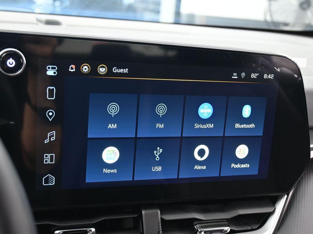 used 2025 Chevrolet Equinox car, priced at $29,650