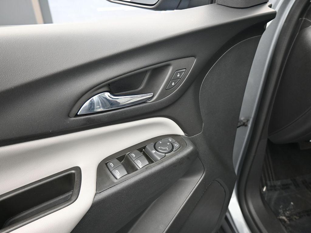 used 2023 Chevrolet Equinox car, priced at $18,695