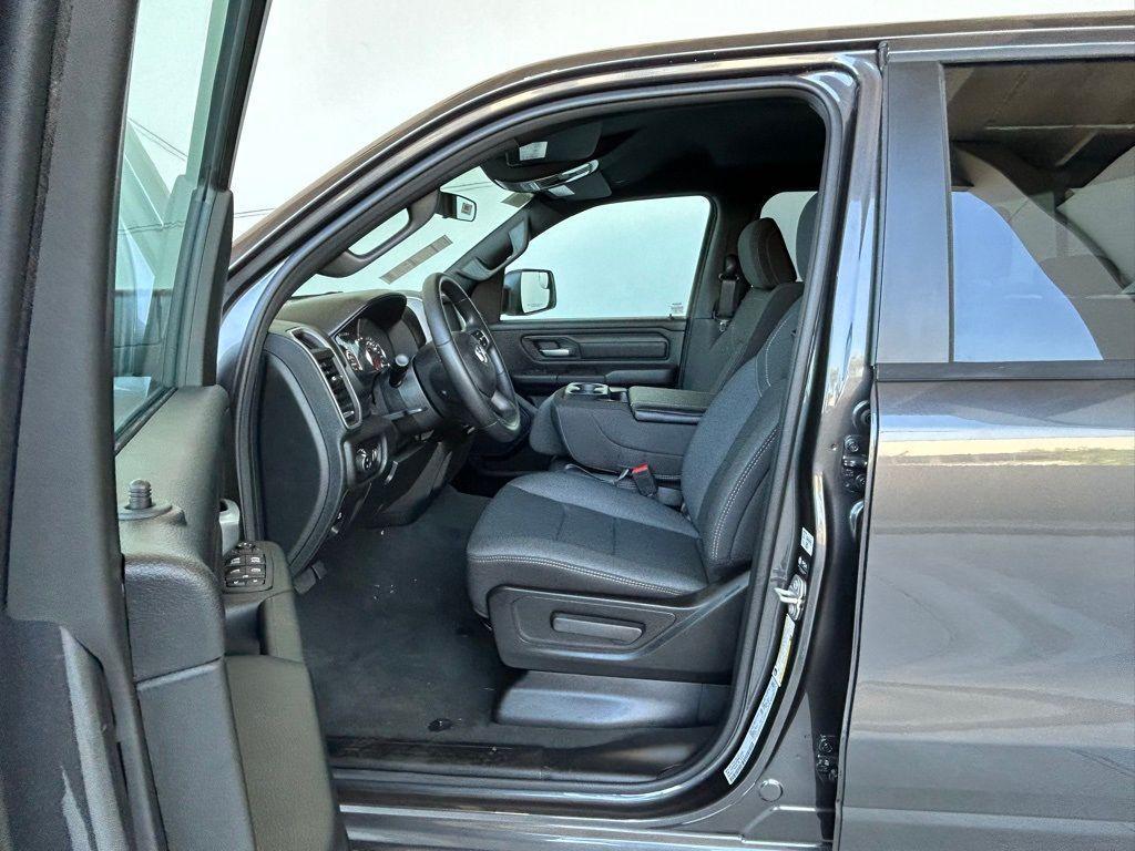 new 2024 Ram 1500 car, priced at $44,114