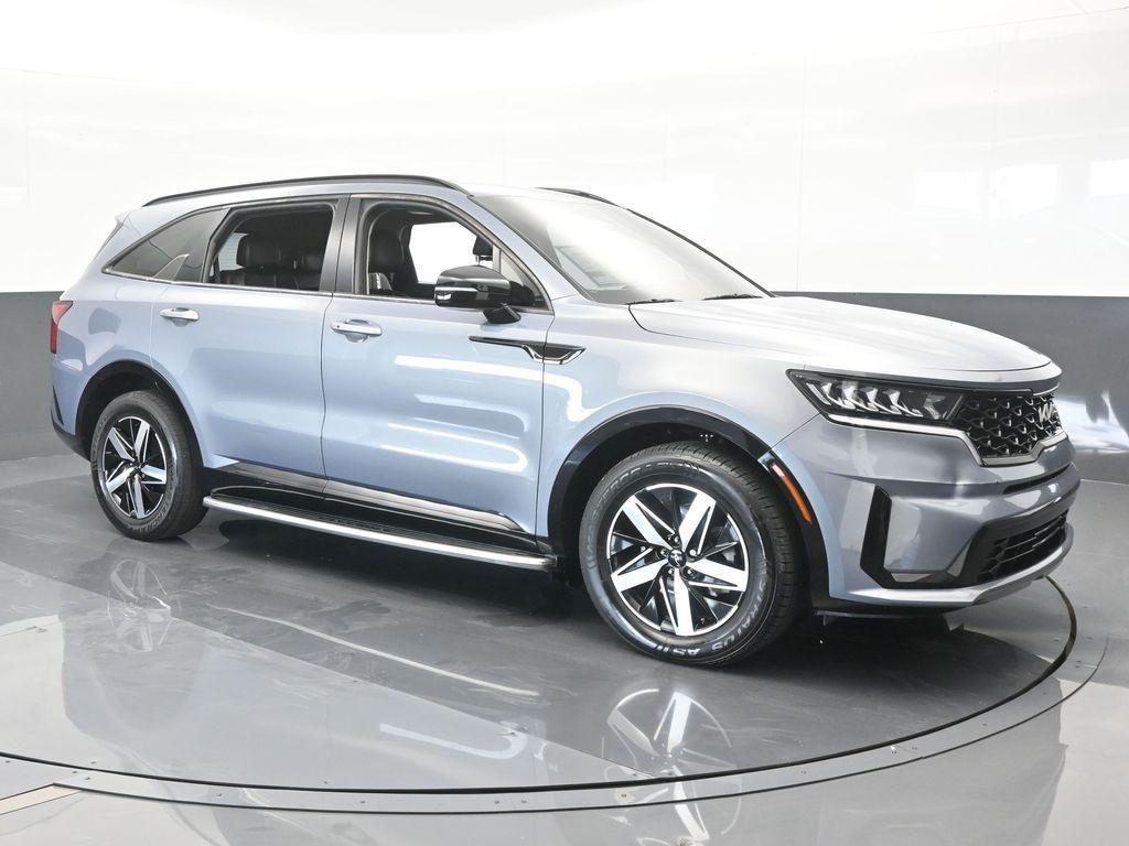 used 2022 Kia Sorento car, priced at $21,175