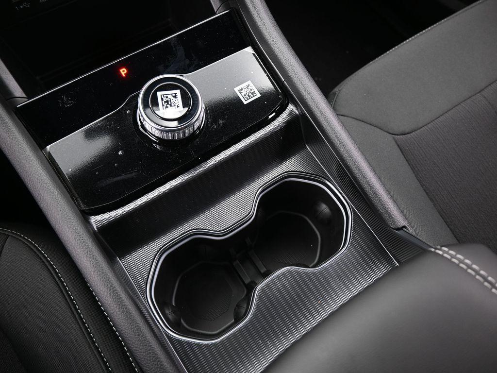 new 2025 Jeep Grand Cherokee L car