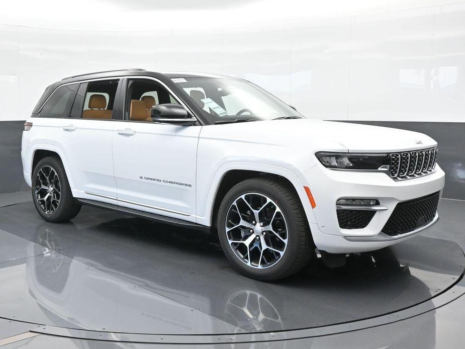 new 2024 Jeep Grand Cherokee car, priced at $55,383