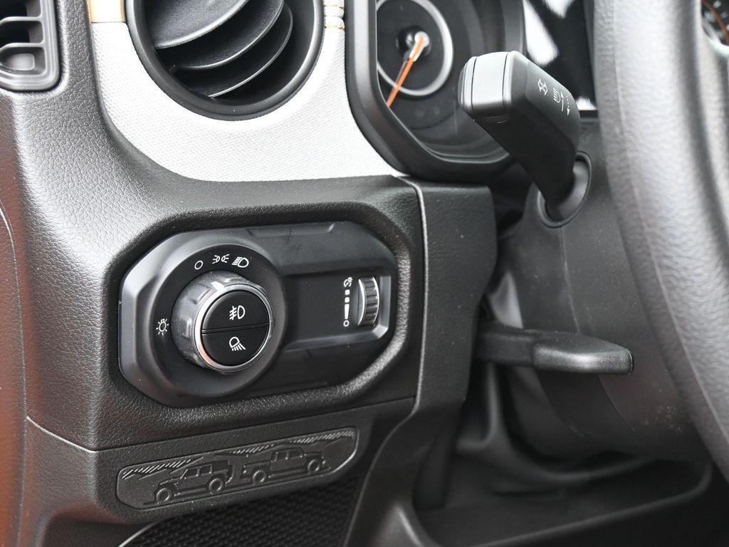 new 2025 Jeep Gladiator car