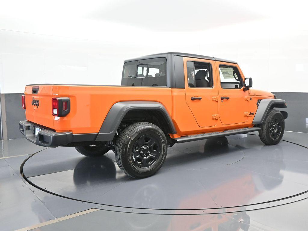 new 2025 Jeep Gladiator car